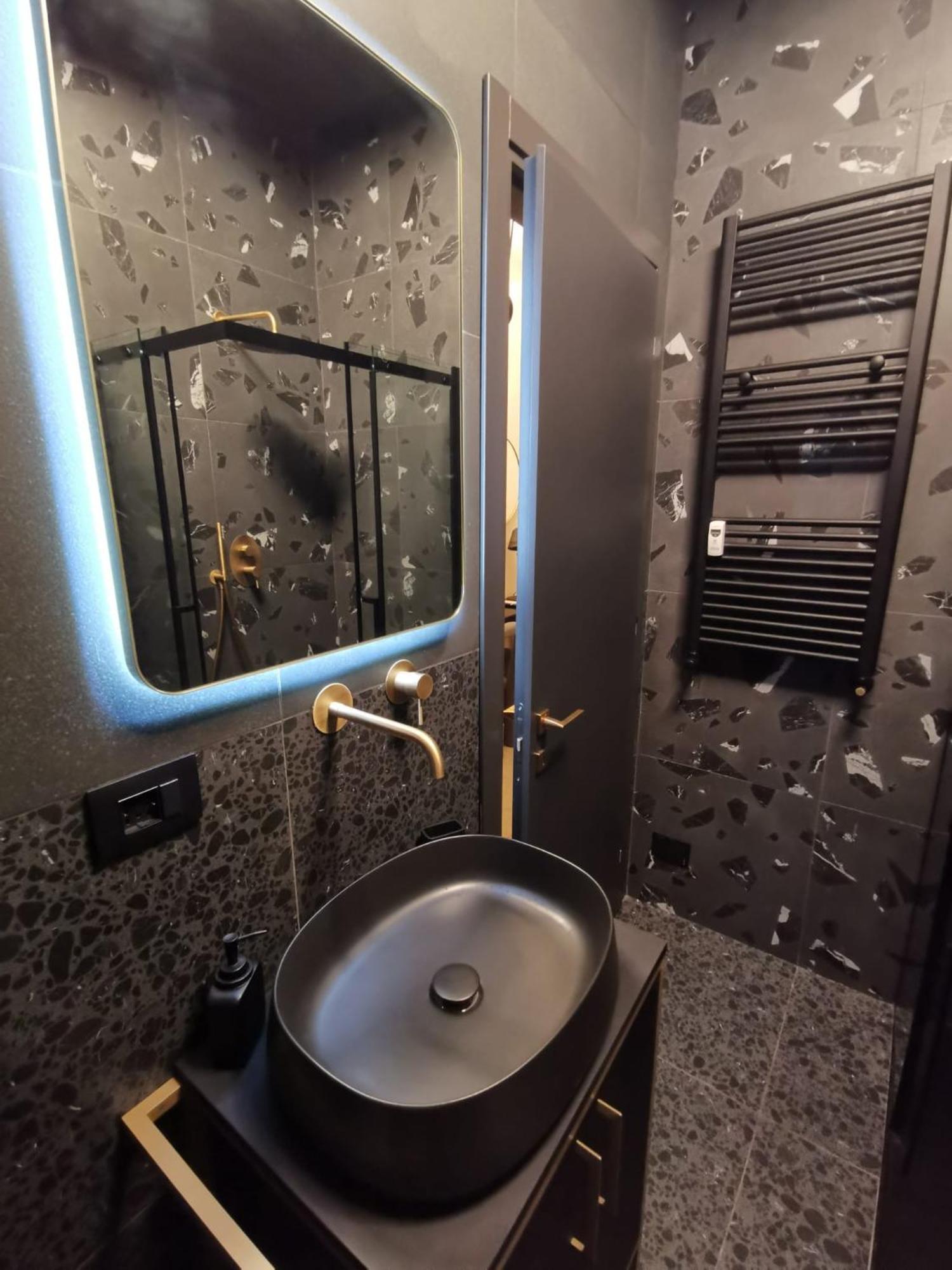 Auri Apartment *